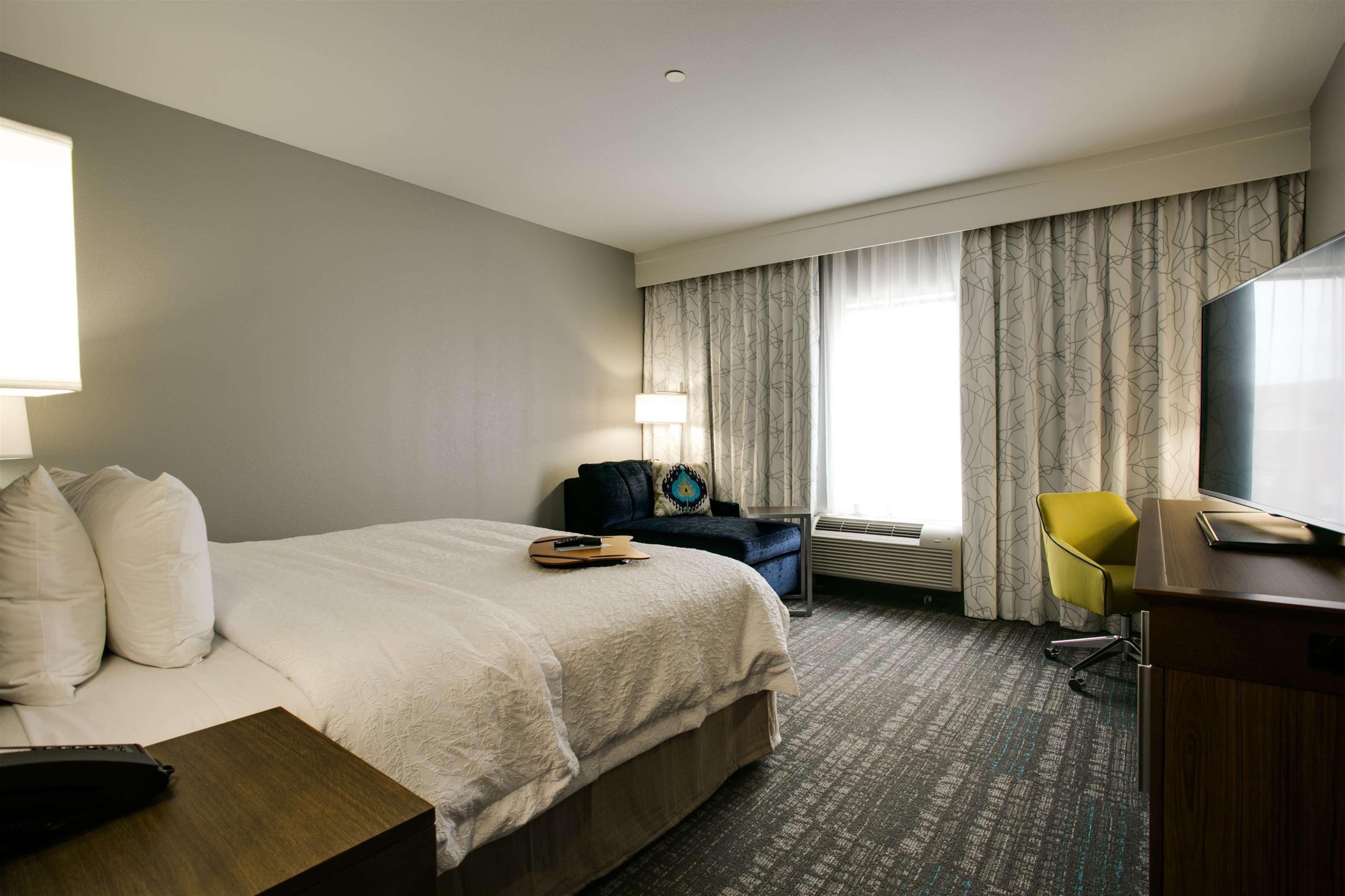 Doubletree By Hilton Austin-University Area Exterior photo