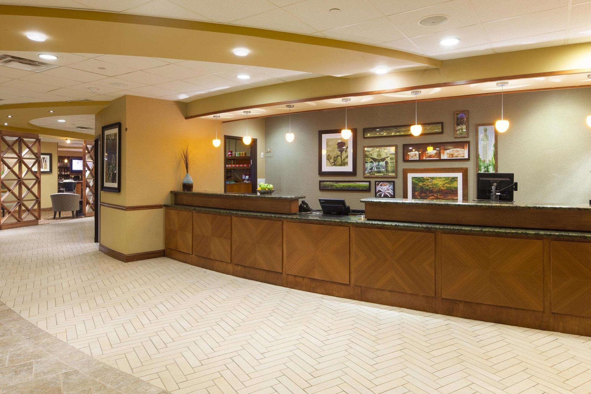 Doubletree By Hilton Austin-University Area Exterior photo